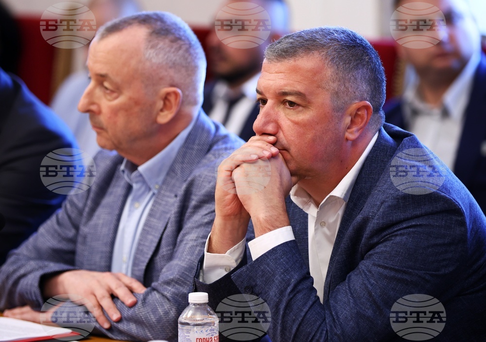Кръгла маса на тема „За Конституцията и конституционализма днес“