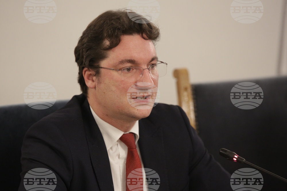 Комисия по правни въпроси - заседание - Крум Зарков