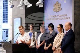 Народно събрание - независими депутати - брифинг