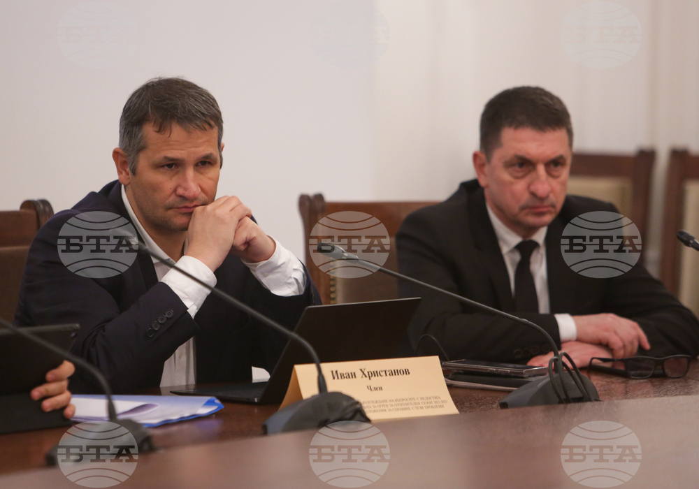 Парламент - Временната комисия за разглеждане на въпросите с недостига и високите цени на дървата