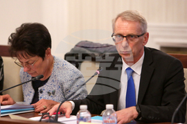 Парламент - Комисията по образованието и науката - заседание