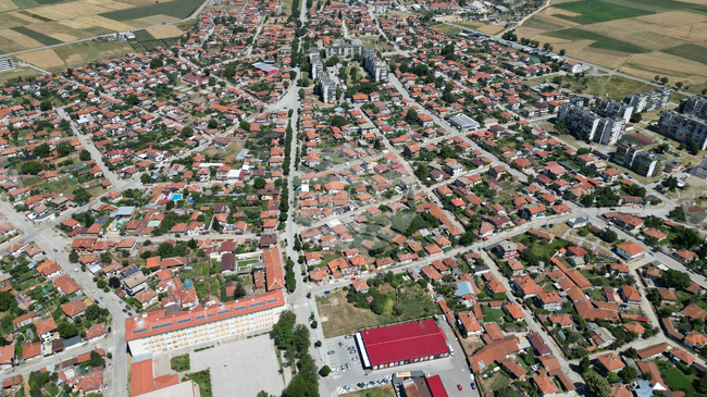 Нормално е започнал изборният ден в Софийска област, две машини са с технически проблем, който ще бъде решен, съобщиха от РИК