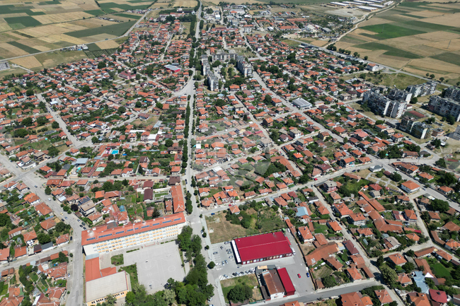 Нормално е започнал изборният ден в Софийска област, две машини са с технически проблем, който ще бъде решен, съобщиха от РИК