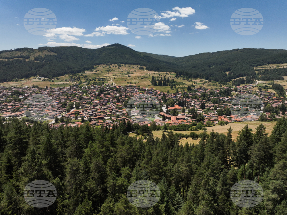 Добри са условията за туризъм по планините в сутрешните часове, следобед се очакват превалявания, съобщиха от Планинската спасителна служба на БЧК