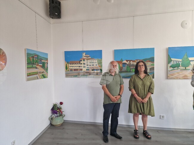 Троян - изложба - Енчо Ганковски - Василена Ганковска - керамика