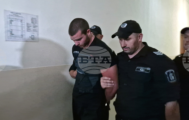 Бургас - Христо Петров - „Къмпинг Градина“ - побой