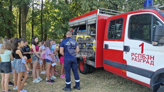 Разград - деца - академия по безопасност