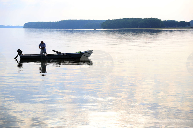 Държавната подкрепа за рибарството трябва да бъде насочена правилно, за да направи сектора по-устойчив, препоръчва ОИСР