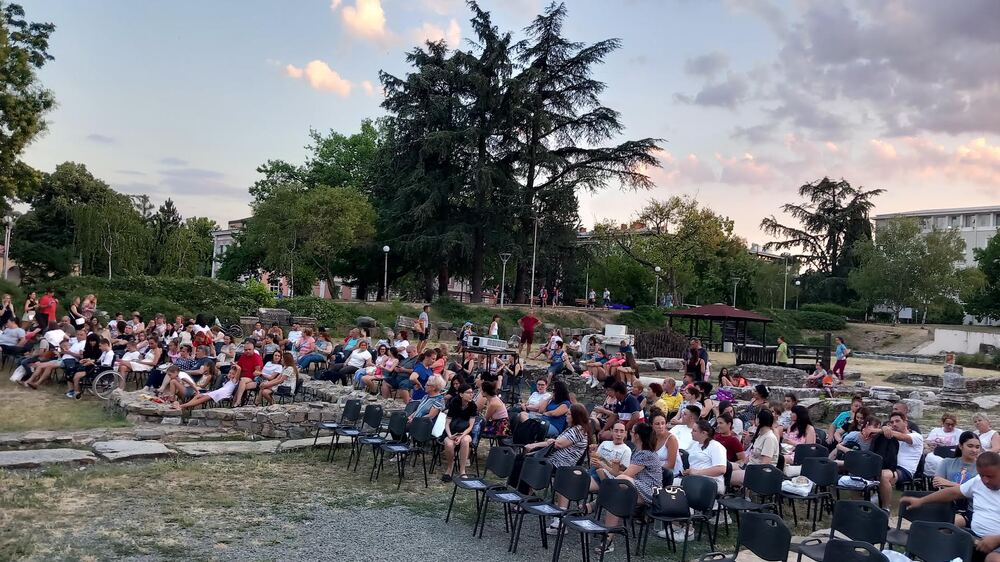 Община Стара Загора: Лятна нощ и кино на открито – отново чудесна комбинация за стотици