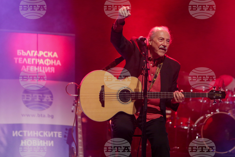 Концерт “Фондацията" празнува “Щурците” на 55 г.”