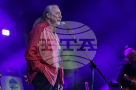 Концерт “Фондацията" празнува “Щурците” на 55 г.”