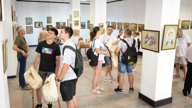 Областна администрация Русе: Станчо Станев и Галина Неделчева със съвместна изложба, която може да бъде разгледана до 27 юли в художествената галерия на „Борисова“ 6