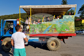 Село Клисура - сафари - туристическа атракция