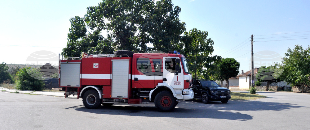 Село Срем - пожар - гасене