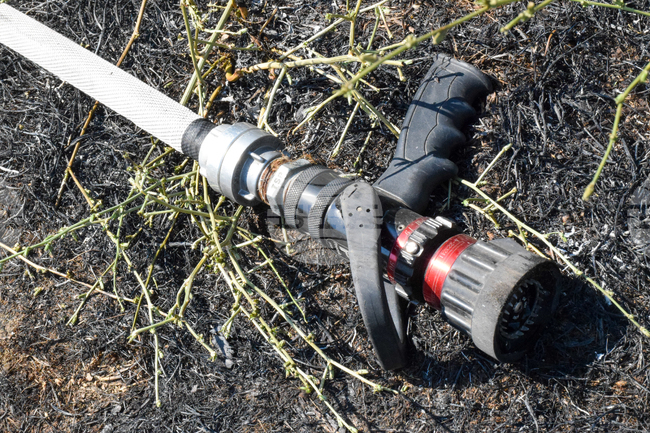 Потушен е пожарът в луковитското село Карлуково