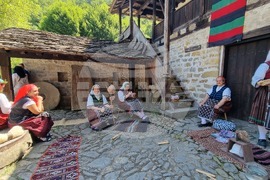 Габрово - обичаи