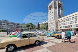 Габрово - изложение - ретро автомобили