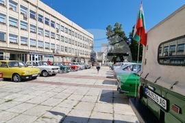 Габрово - изложение - ретро автомобили