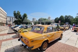 Габрово - изложение - ретро автомобили