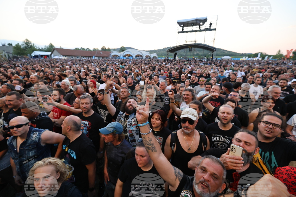 Фестивалът Midalidare Rock In The Wine Valley започва утре с участието на Manowar