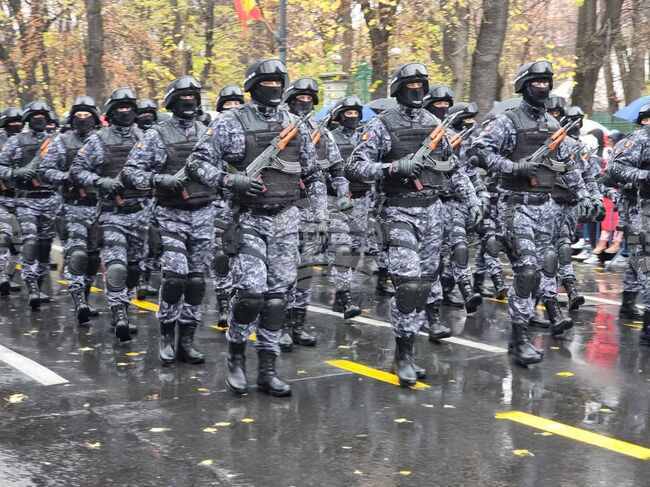 Almost Half of Romanians Support Reintroduction of Mandatory Military Service, Survey Shows