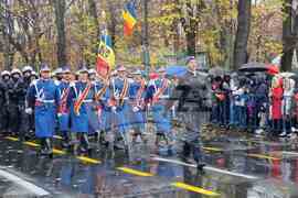 Румъния - Национален празник - Военен парад - 1 декември