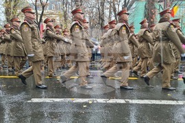 Румъния - Национален празник - Военен парад - 1 декември