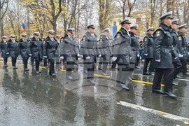 Румъния - Национален празник - Военен парад - 1 декември