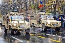 Румъния - Национален празник - Военен парад - 1 декември