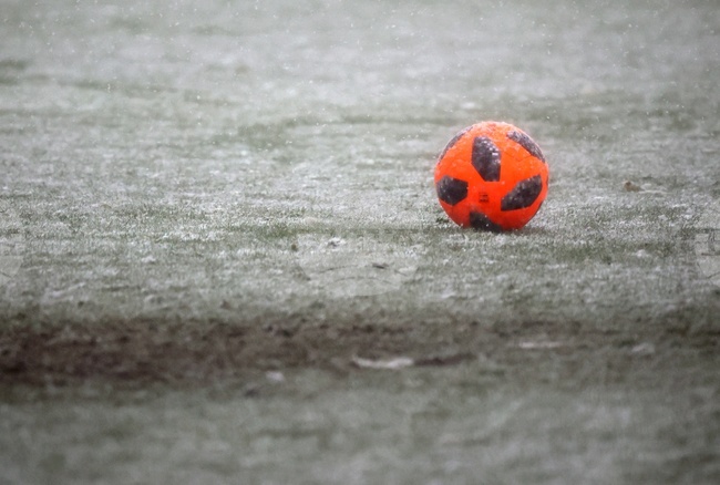 Срещата от 22-ия кръг на efbet Лига между Локомотив (София) и Септември е отложена заради заснежен терен