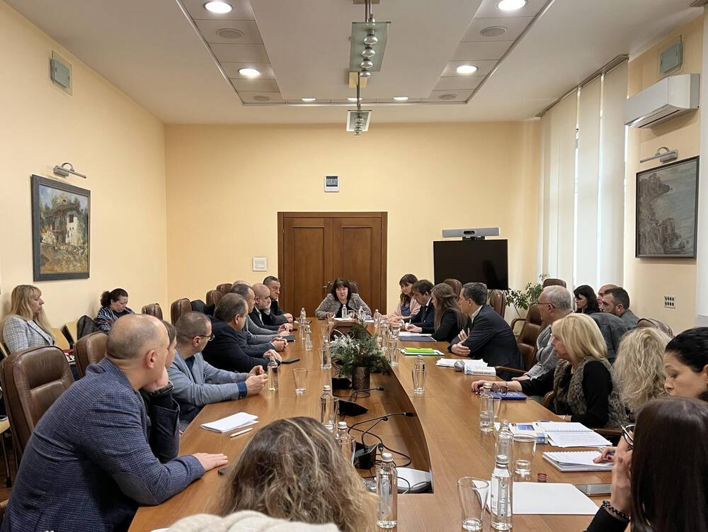 Камара на строителите в България: Министрите на финансите и регионалното развитие и благоустройството проведоха работна среща с представители на КСБ и ББКП