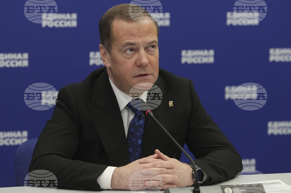 Медведев: Доставяните на Киев танкове скоро "ще отидат за скрап" и няма да спасят Украйна