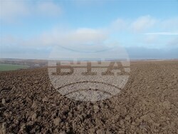 Разградски археолози за втори път в екипа за обход по археологическата карта на териториите на общините Кубрат и Разград