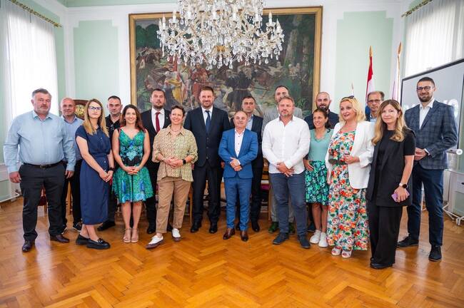 Община Сандански: От 4 до 8 юли делегация от град Сандански бе специален гост на 58-ия международен фолклорен фестивал „Джаковачка шевица“ в хърватския град Джаково