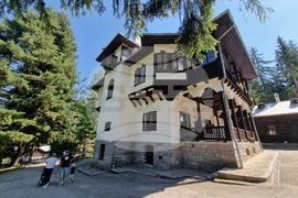 Дворец "Царска Бистрица"