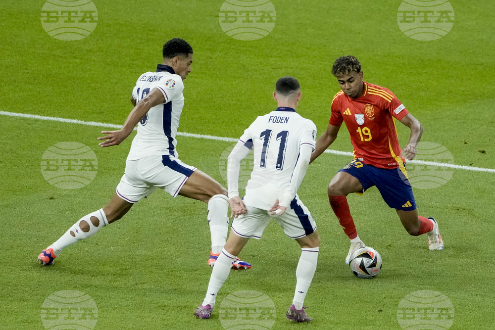 Джуд Белингам и Фил Фоудън се завръщат в селекцията на Англия за Световните квалификации