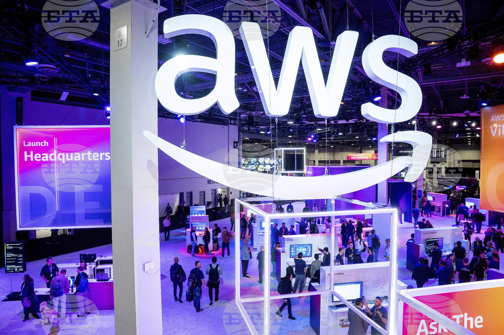 Атаки на дронове засегнаха центрове за данни на „Амазон Уеб Сървисис“ в ОАЕ и Бахрейн