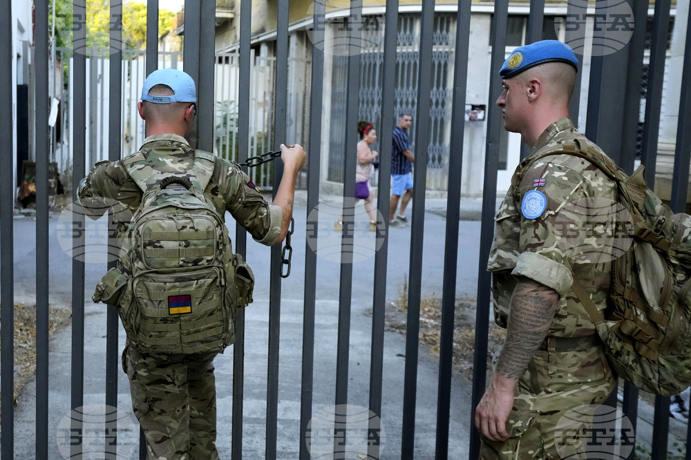 Лидерите на кипърските гърци и на кипърските турци ще обсъдят на 20 януари откриването на пропускателни пунктове