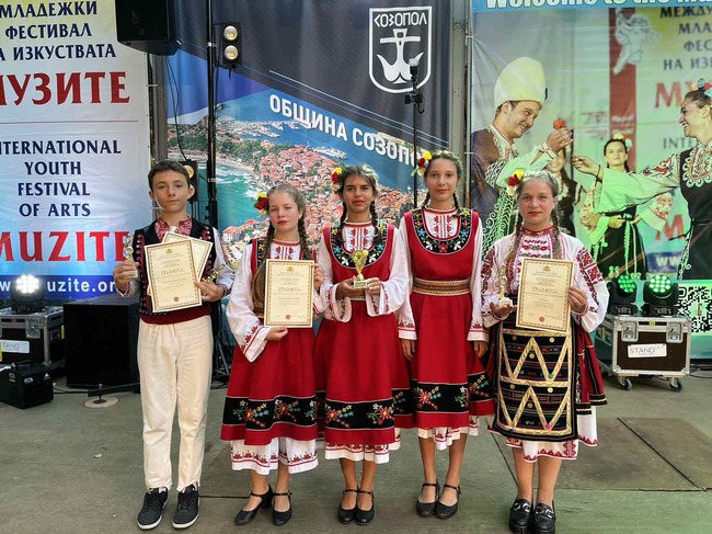 Ученици от тараклийската Школа по изкуствата бяха отличени с награди в Международния младежки фестивал „Музите“