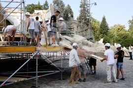 Храм-паметник "Св. Александър Невски" - "Рилският пустинник" - сцена - декори - монтажни дейности