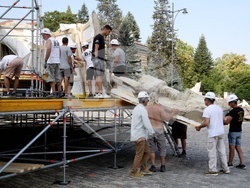 Храм-паметник "Св. Александър Невски" - "Рилският пустинник" - сцена - декори - монтажни дейности