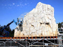 Храм-паметник "Св. Александър Невски" - "Рилският пустинник" - сцена - декори - монтажни дейности