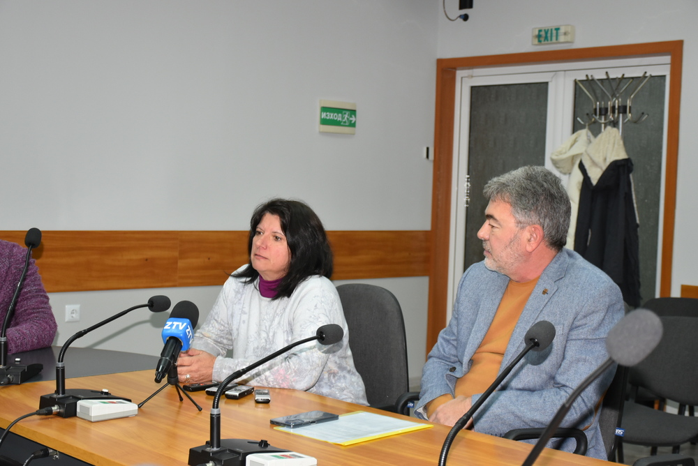 Община Ловеч: Награждаването от конкурса на ЦПЛР-ОДК  за коледна картичка ще е на 21 декември  