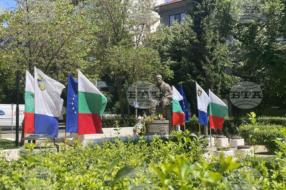 Бургас - годишнина - паметник Александър Георгиев - Коджакафалията