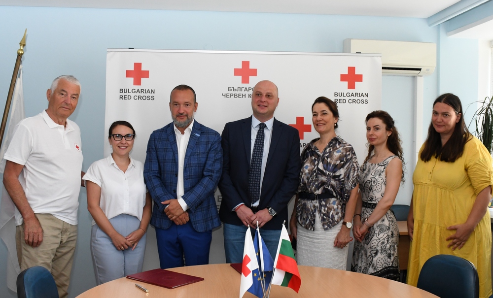 Българският Червен кръст подписа споразумение за сътрудничество с Мисията на Международната организация по миграция в България