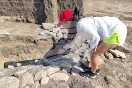 Варна - археолози - некрополни могили - проучвания