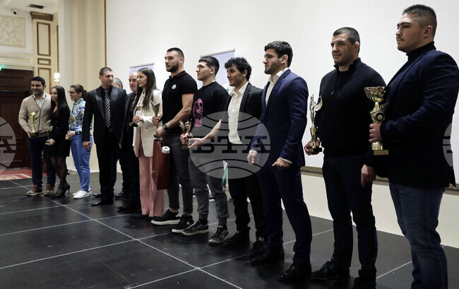 Българска федерация по борба - годишнина - награди