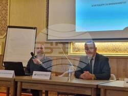 НАПОС събра над 100 представители на местната власт на обучителен форум в Арбанаси