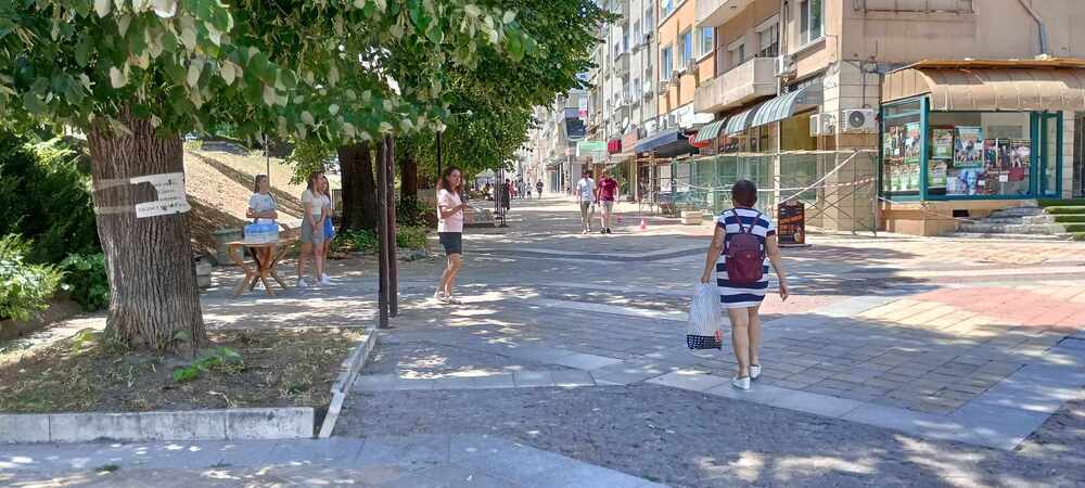 Продължава акцията „Прохлада в летните жеги“ на Община Шумен 