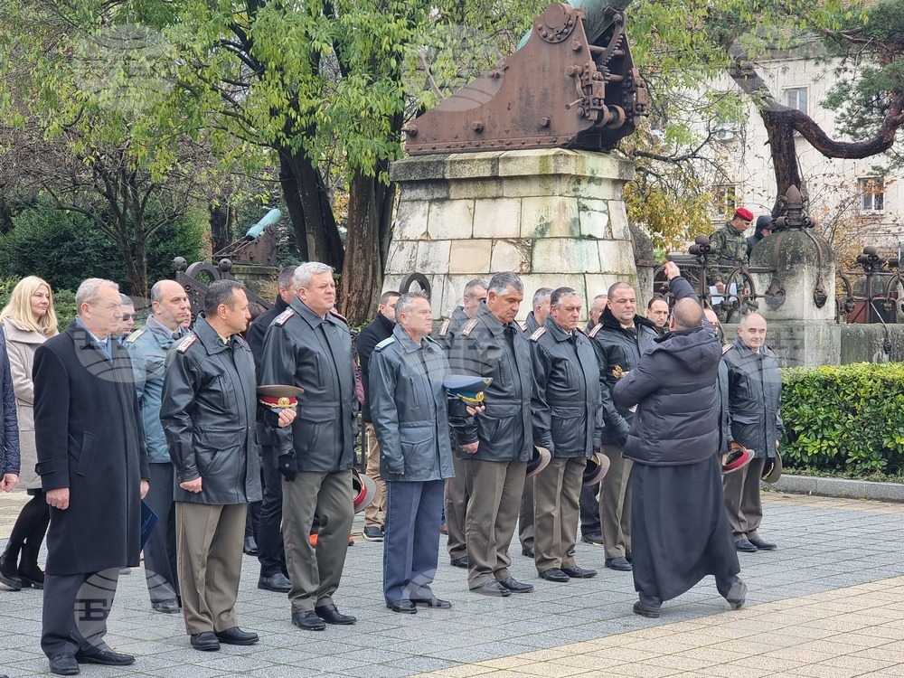 Плевен - военно формирование - честване